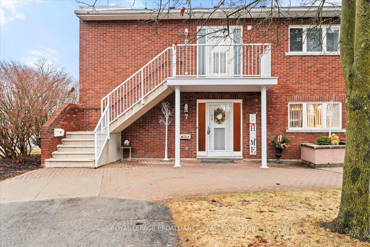 Photo 1 of Unit 7, 179 Herchimer Avenue, Belleville, Belleville Ward — HOMEH
