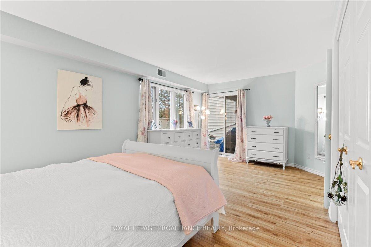 Photo 30 of Unit 7, 179 Herchimer Avenue, Belleville, Belleville Ward — HOMEH