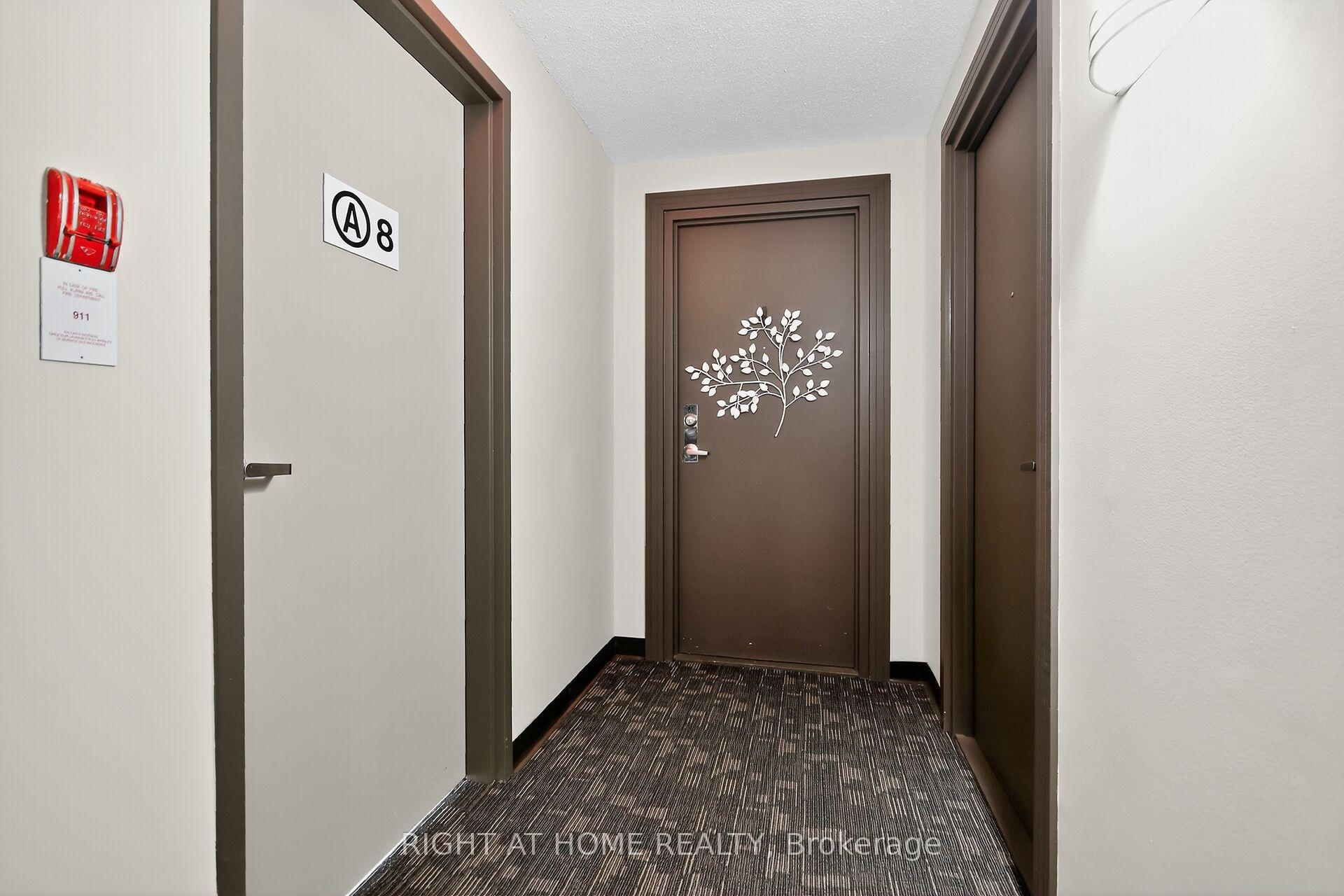 Photo 4 of Unit 811, 35 Holland Avenue, Ottawa, Ottawa West — HOMEH