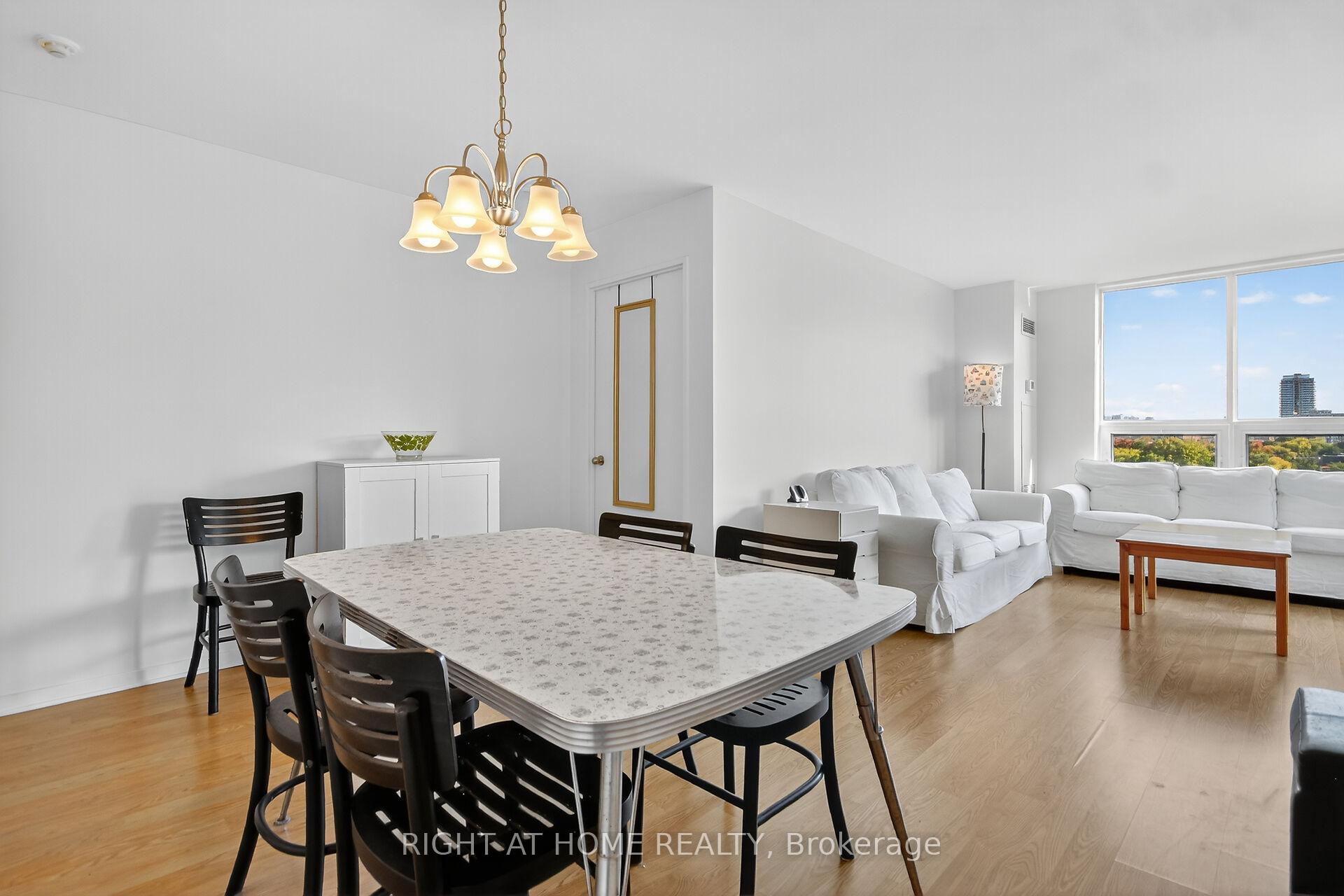 Photo 11 of Unit 811, 35 Holland Avenue, Ottawa, Ottawa West — HOMEH