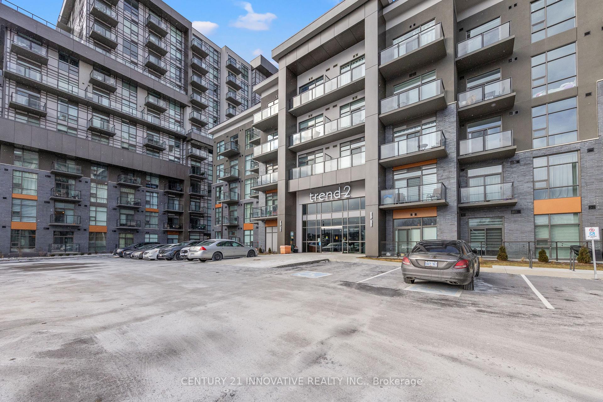 Photo 5 of Unit 913, 460 Dundas Street E, Hamilton, Waterdown — HOMEH
