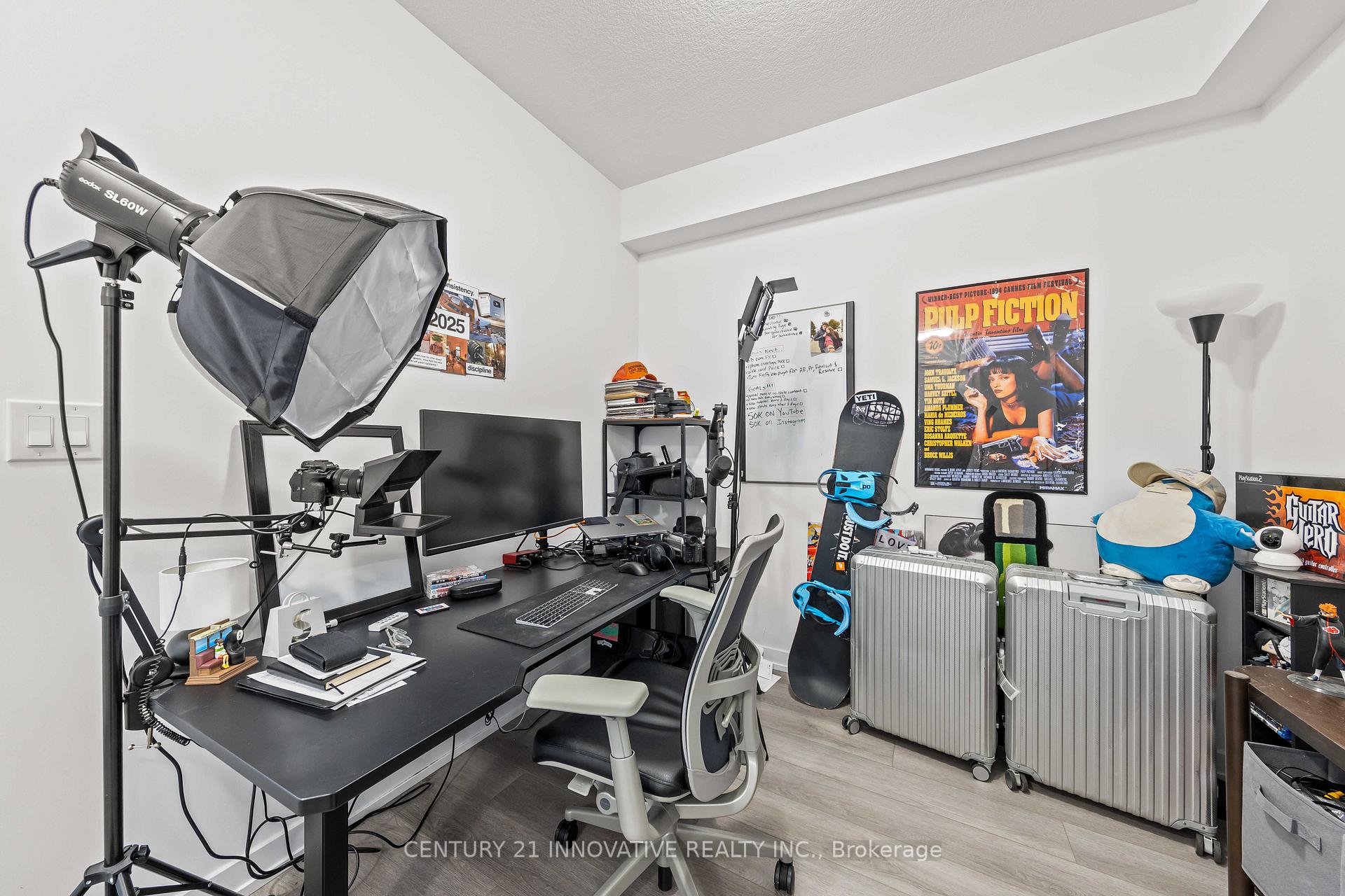 Photo 10 of Unit 913, 460 Dundas Street E, Hamilton, Waterdown — HOMEH