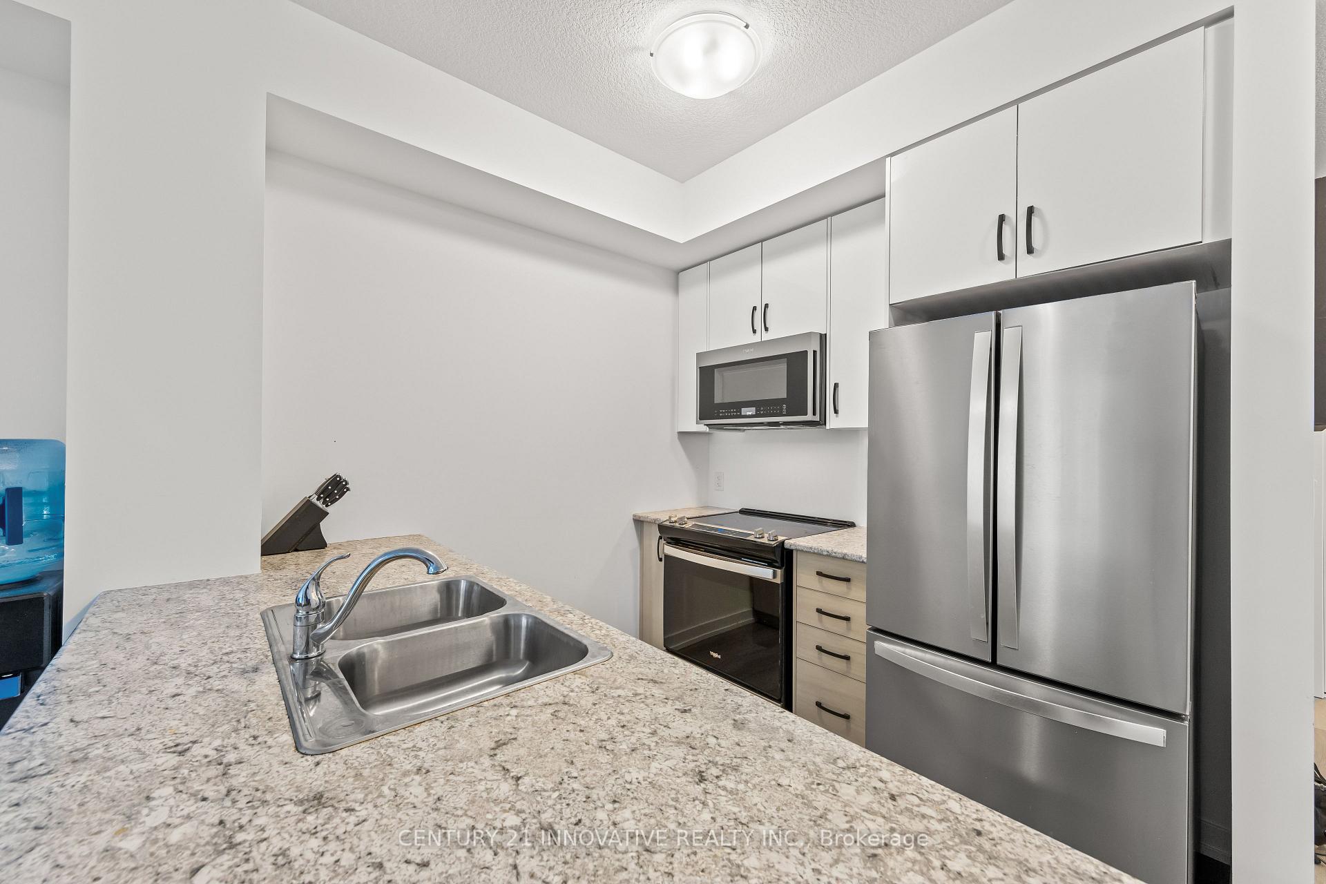 Photo 15 of Unit 913, 460 Dundas Street E, Hamilton, Waterdown — HOMEH