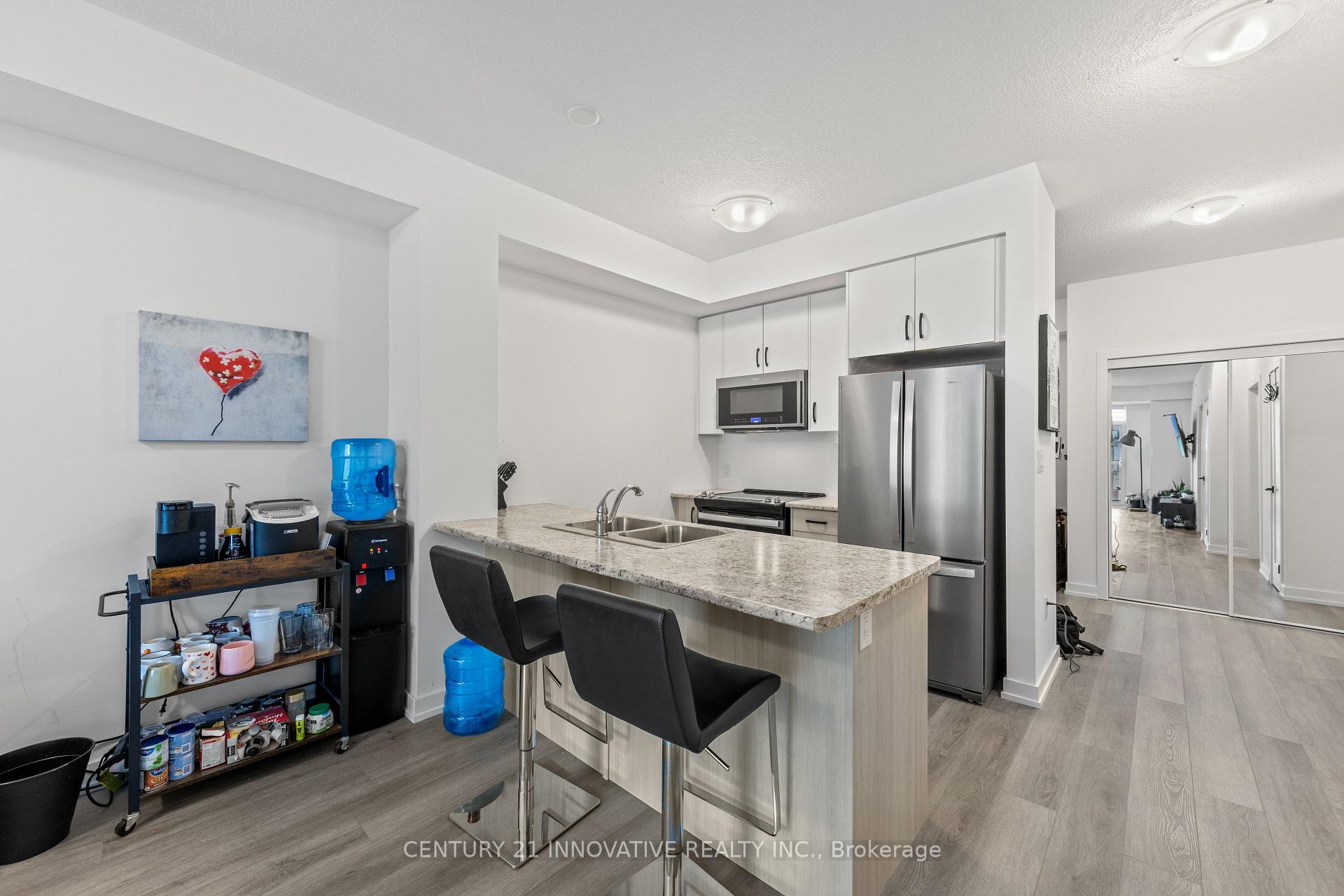 Photo 19 of Unit 913, 460 Dundas Street E, Hamilton, Waterdown — HOMEH