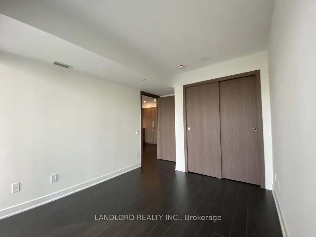 Photo 9 of Unit 1011, 17 Bathurst Street, Toronto, Waterfront Communities — HOMEH