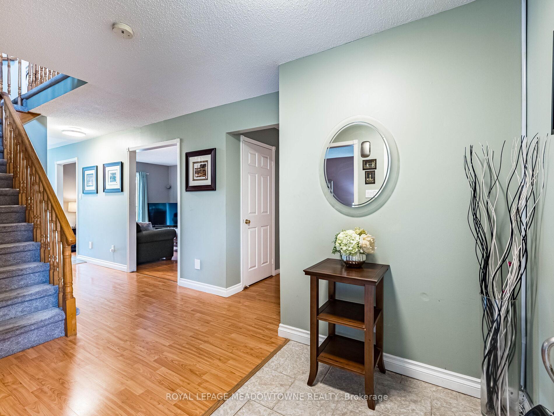 Photo 6 of 40 Lord Simcoe Drive, Brampton, Westgate — HOMEH
