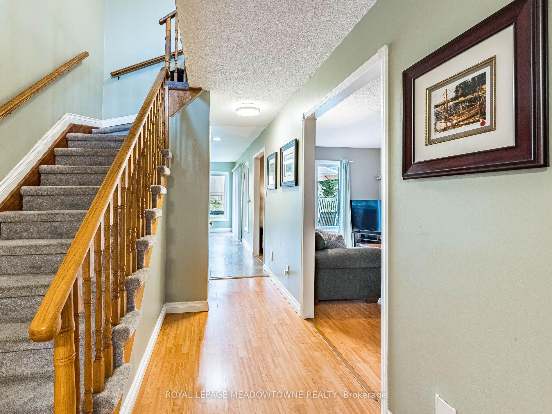 Photo 13 of 40 Lord Simcoe Drive, Brampton, Westgate — HOMEH