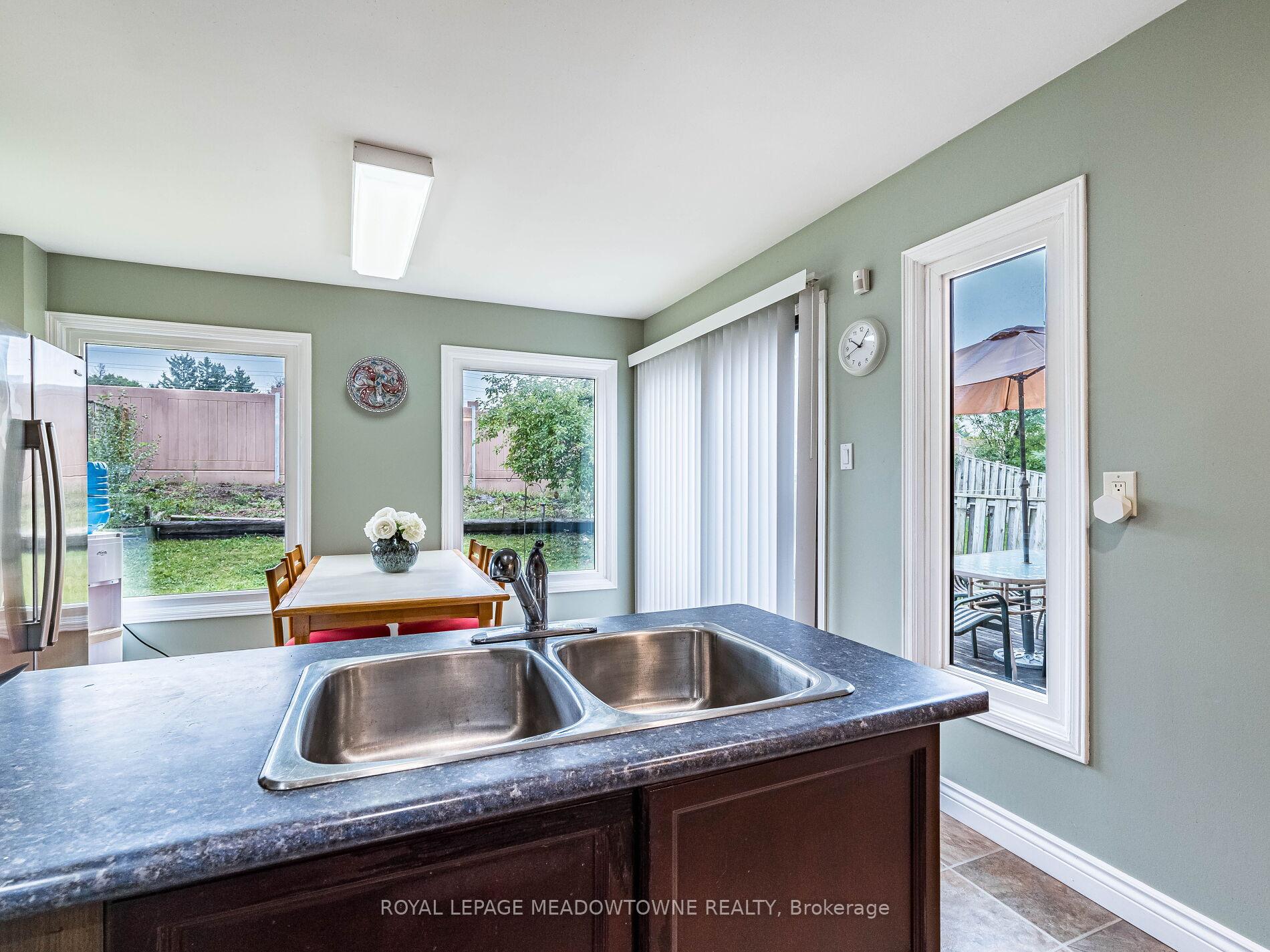 Photo 22 of 40 Lord Simcoe Drive, Brampton, Westgate — HOMEH
