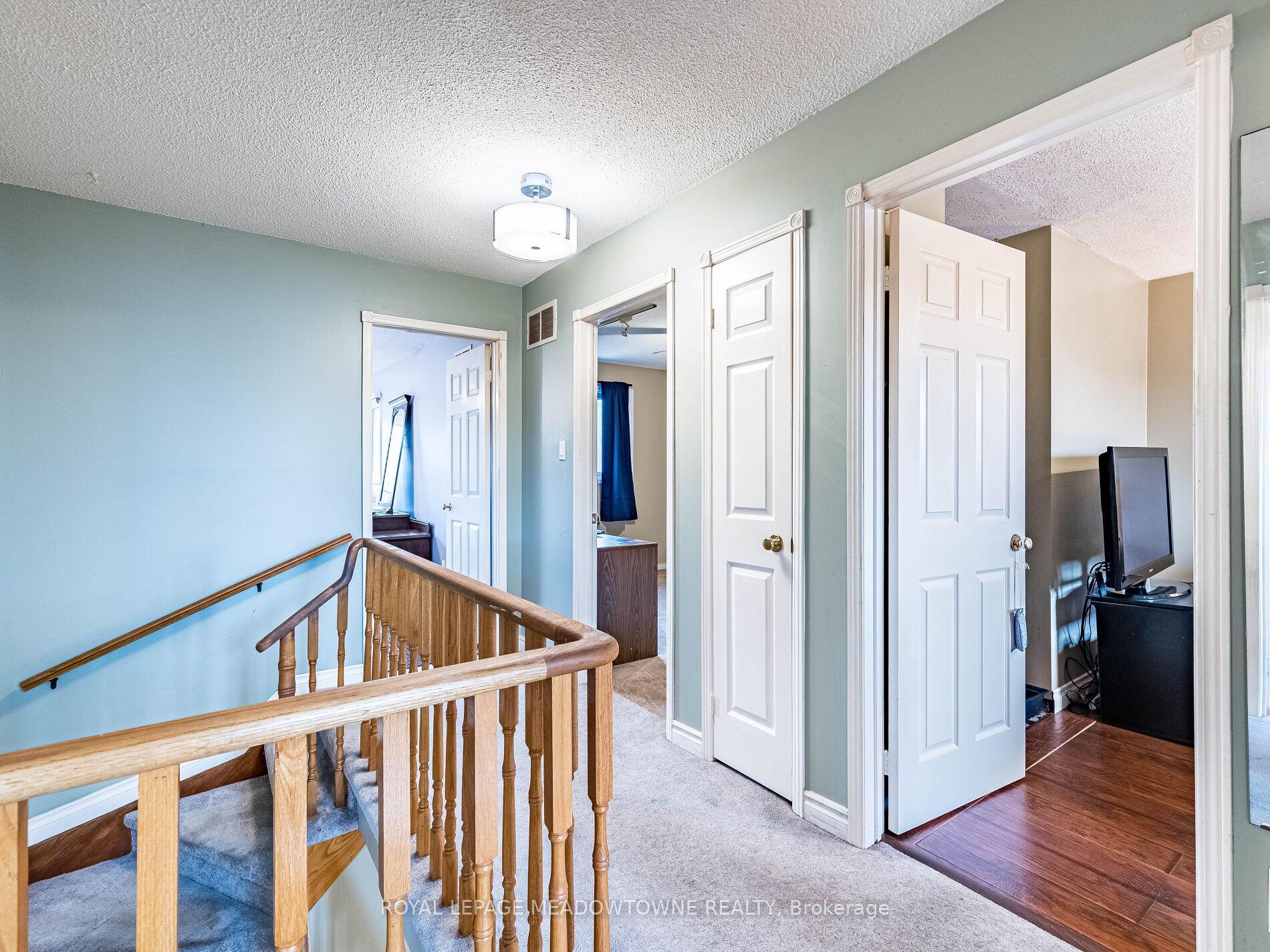 Photo 29 of 40 Lord Simcoe Drive, Brampton, Westgate — HOMEH