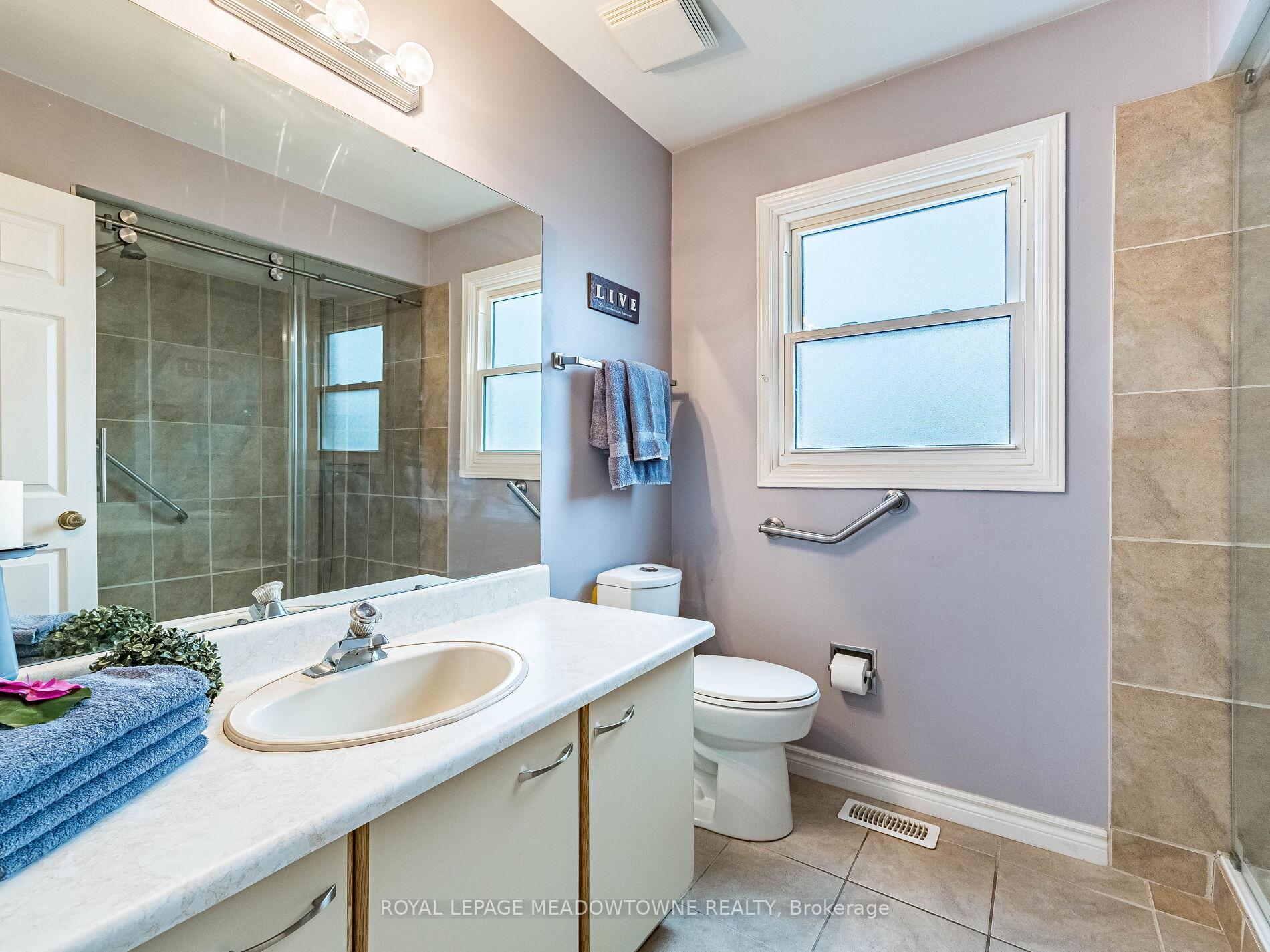 Photo 42 of 40 Lord Simcoe Drive, Brampton, Westgate — HOMEH