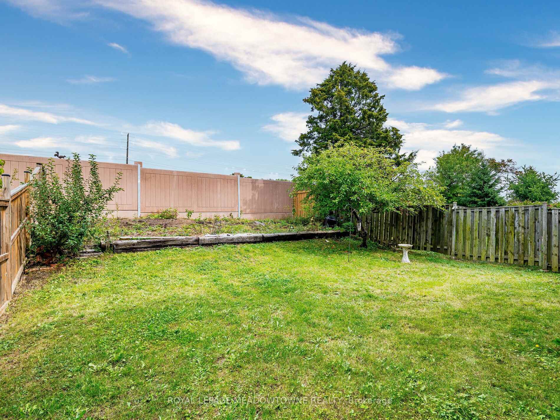 Photo 45 of 40 Lord Simcoe Drive, Brampton, Westgate — HOMEH