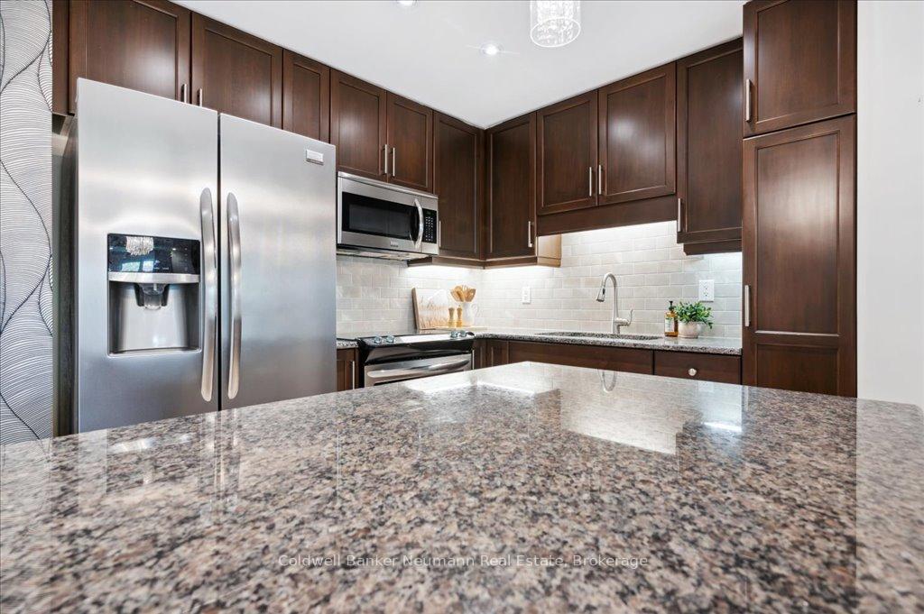 Photo 7 of Unit 102, 106 Bard Boulevard, Guelph, Pineridge/Westminster Woods — HOMEH