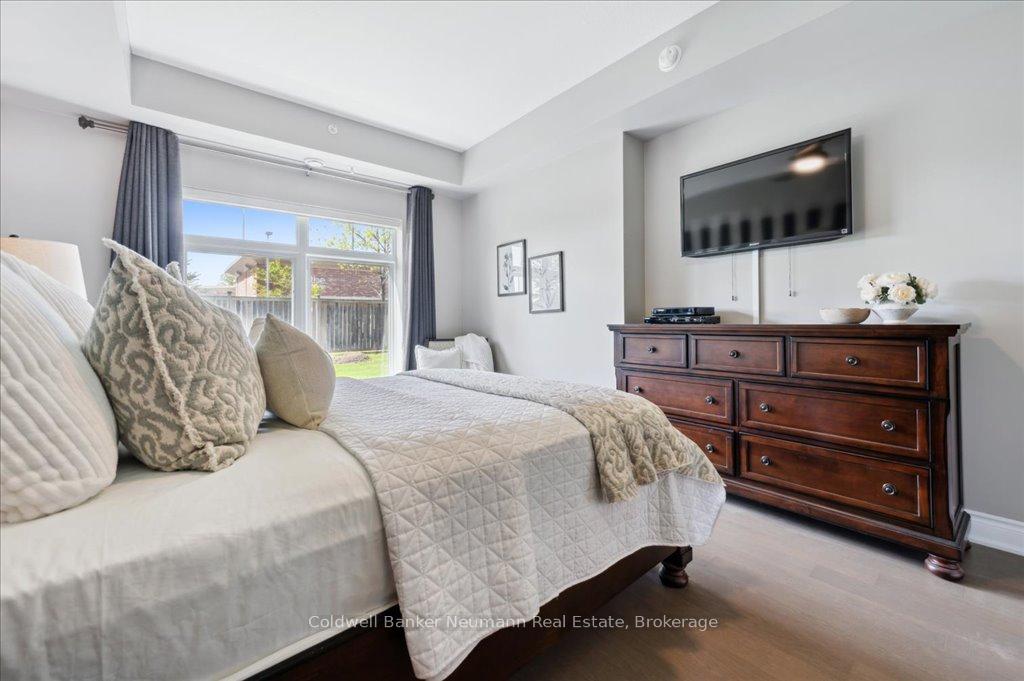 Photo 12 of Unit 102, 106 Bard Boulevard, Guelph, Pineridge/Westminster Woods — HOMEH