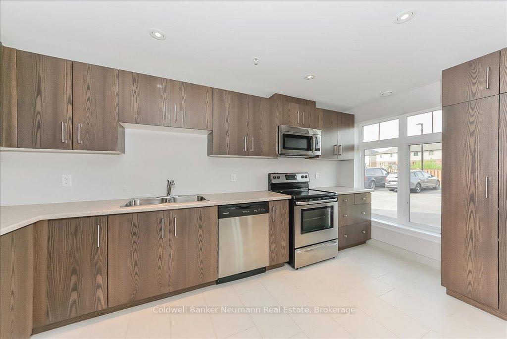 Photo 37 of Unit 102, 106 Bard Boulevard, Guelph, Pineridge/Westminster Woods — HOMEH