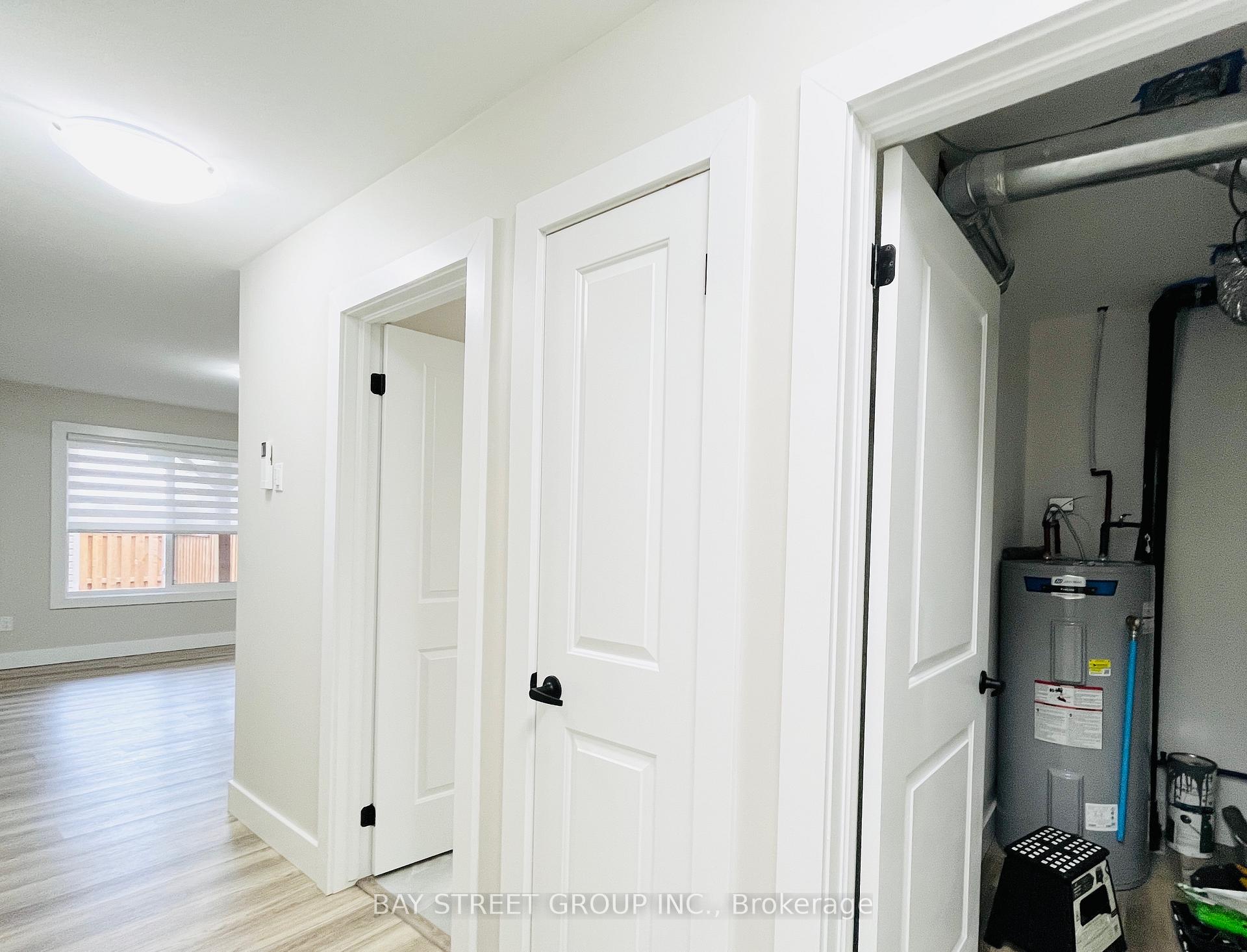 Photo 8 of Unit Unit 1, 180 Ardagh Road, Barrie, Ardagh — HOMEH