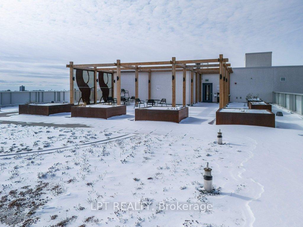 Photo 20 of Unit 920, 652 Princess Street, Kingston, Central City East — HOMEH