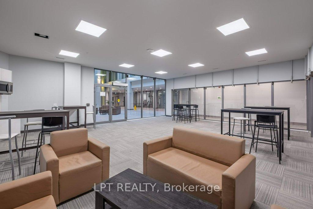 Photo 24 of Unit 920, 652 Princess Street, Kingston, Central City East — HOMEH