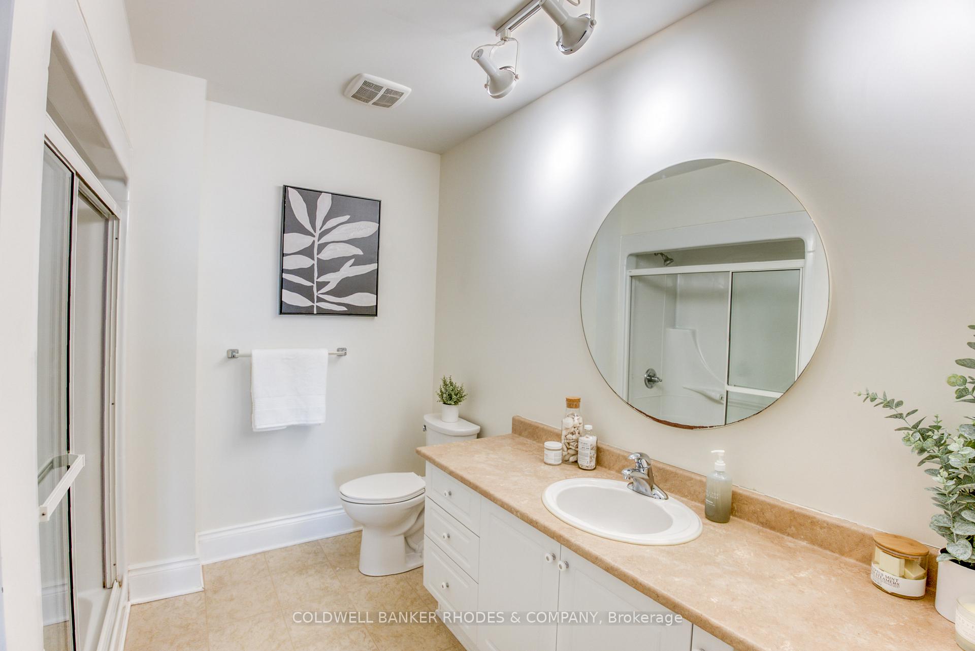 Photo 17 of Unit 402, 374 Cooper Street, Ottawa, Ottawa Centre — HOMEH
