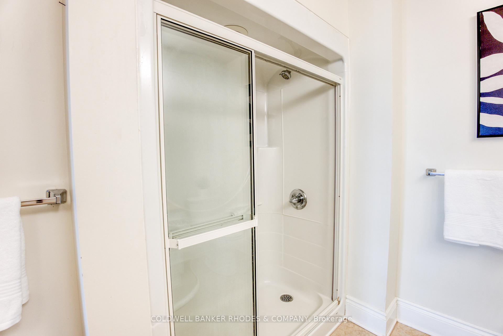 Photo 19 of Unit 402, 374 Cooper Street, Ottawa, Ottawa Centre — HOMEH