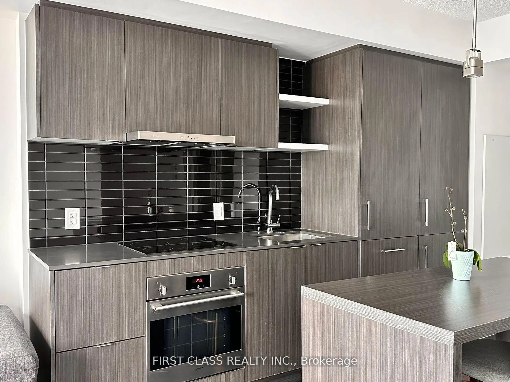 Photo 2 of Unit 3105, 88 Harbour Street, Toronto, Waterfront Communities — HOMEH
