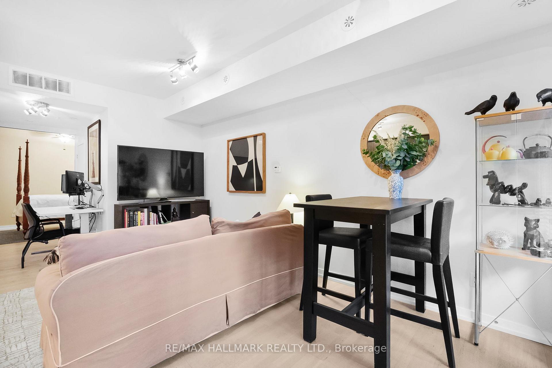 Photo 8 of Unit 61, 140 Broadview Avenue, Toronto, South Riverdale — HOMEH