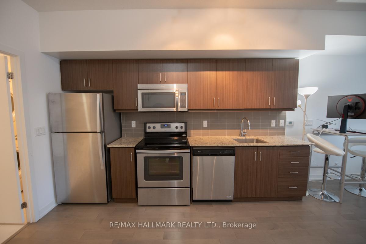 Photo 3 of Unit 602, 10 Willison Square, Toronto, Kensington-Chinatown — HOMEH