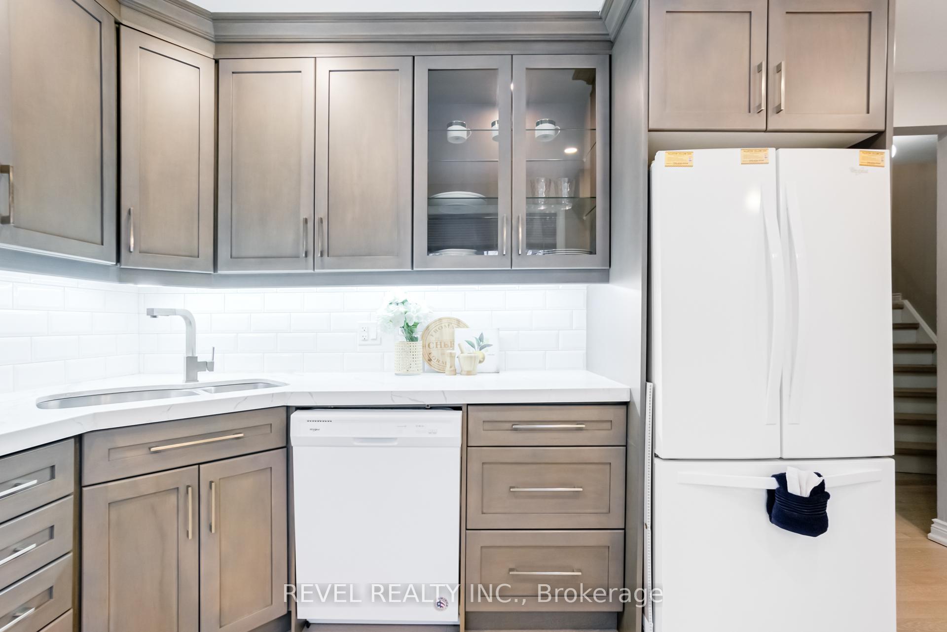 Photo 13 of Unit 18, 246 Tupper Boulevard, New Tecumseth, Alliston — HOMEH