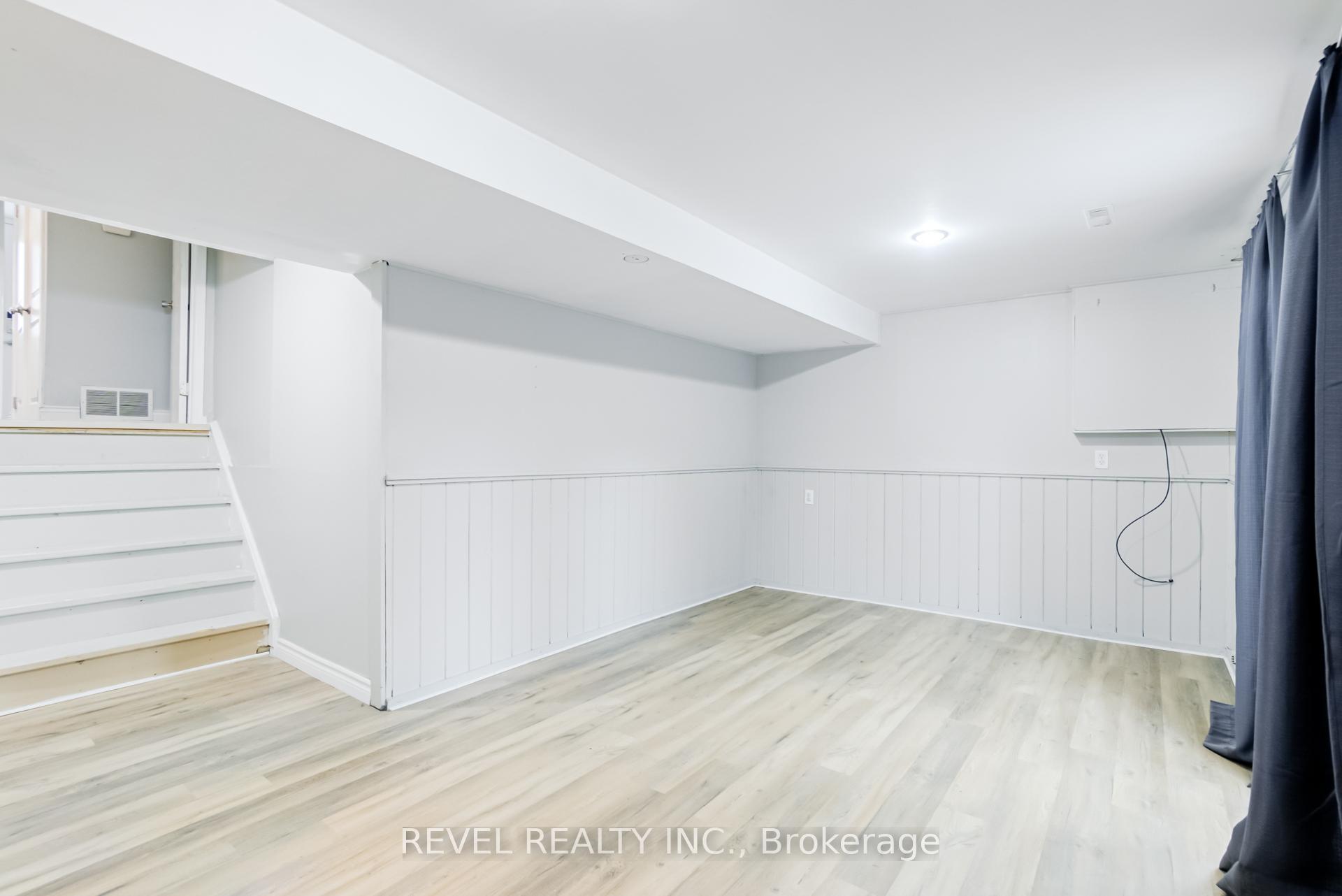 Photo 34 of Unit 18, 246 Tupper Boulevard, New Tecumseth, Alliston — HOMEH