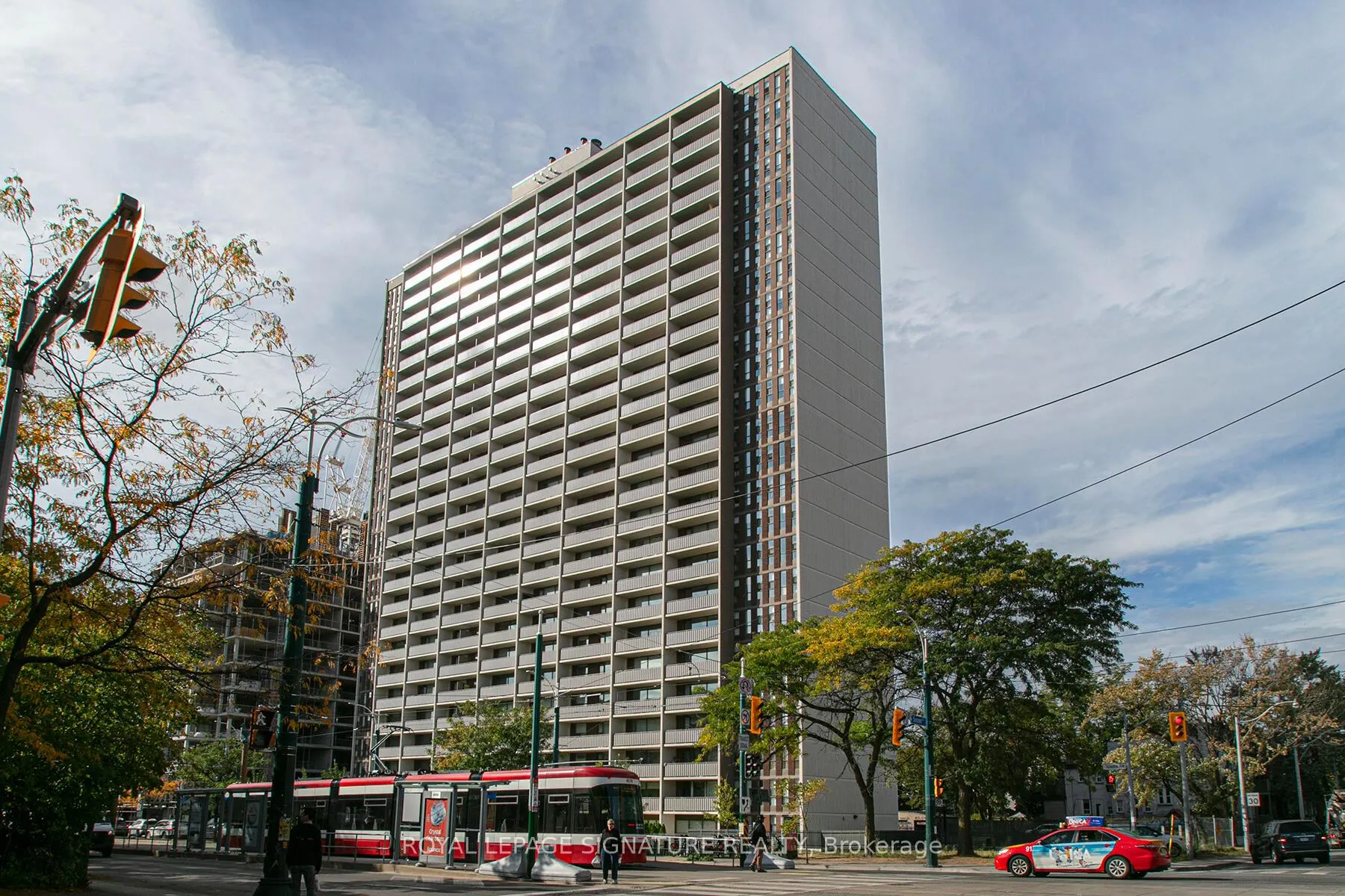 Photo 9 of Unit 2102, 666 Spadina Avenue, Toronto, University — HOMEH