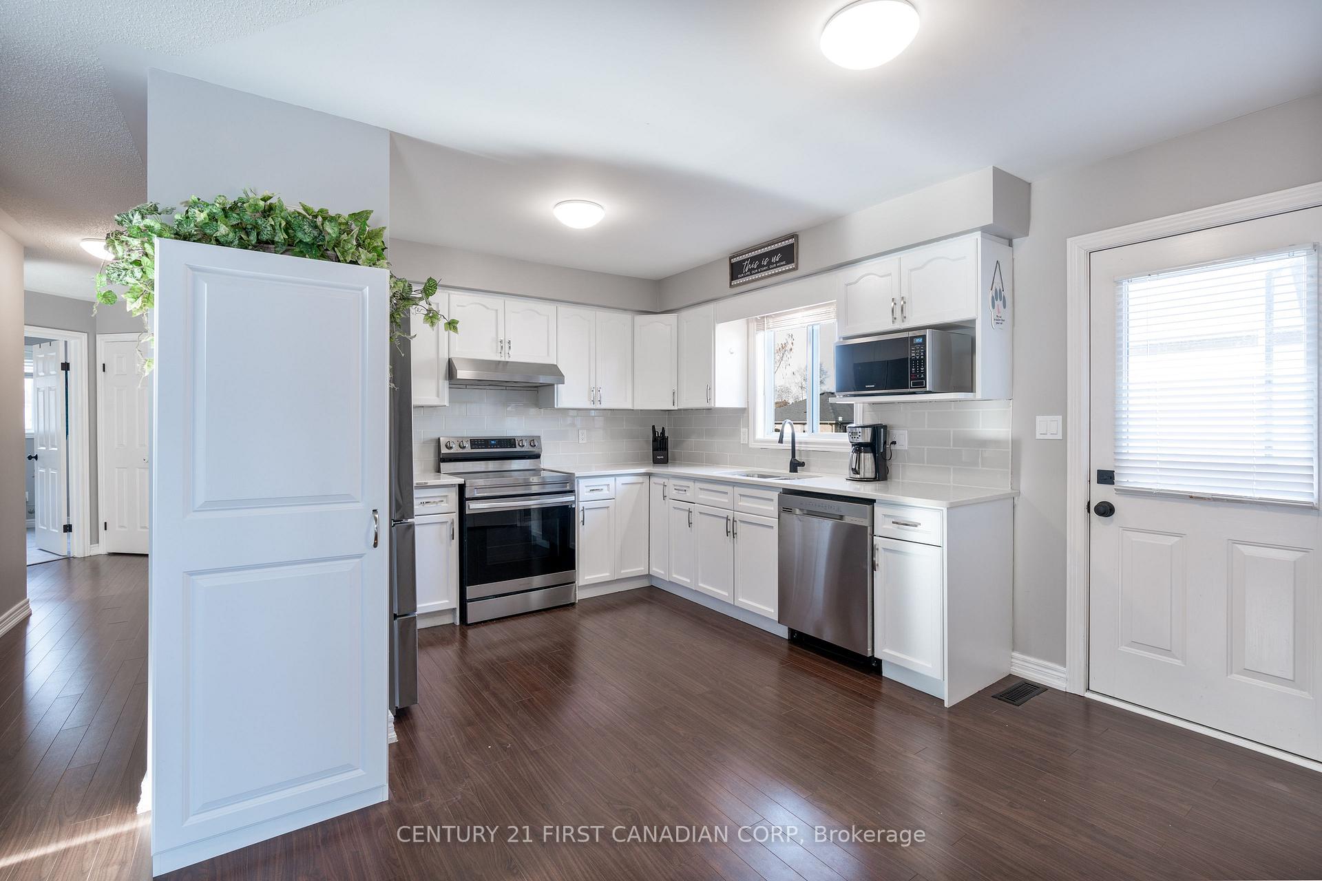 Photo 4 of 240 Margaret Street, Dutton/Dunwich, Dutton — HOMEH