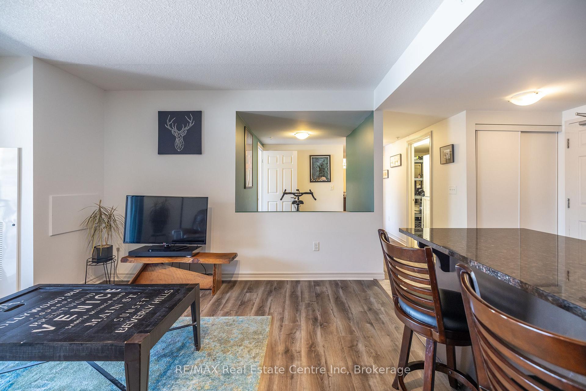 Photo 11 of Unit 111, 45 Kingsbury Square, Guelph, Pineridge/Westminster Woods — HOMEH