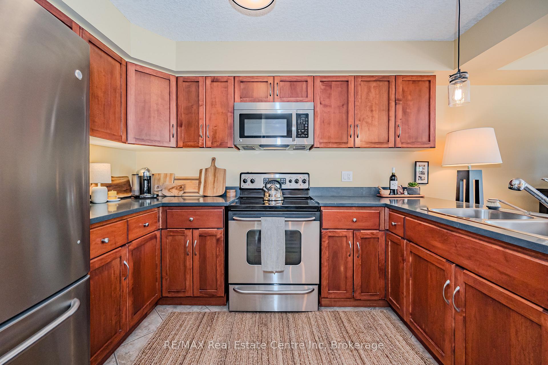 Photo 16 of Unit 67, 165 Terraview Crescent, Guelph, Kortright West — HOMEH