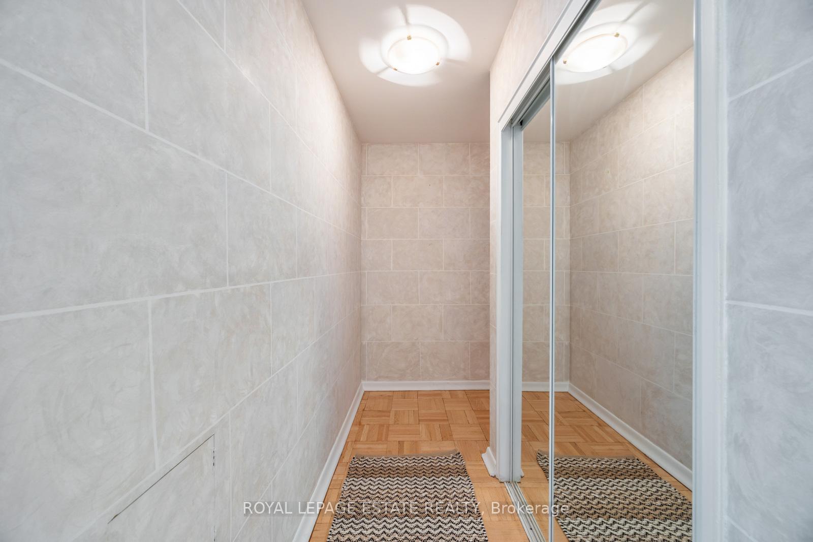 Photo 11 of Unit 4, 21 Benlamond Avenue, Toronto, East End-Danforth — HOMEH