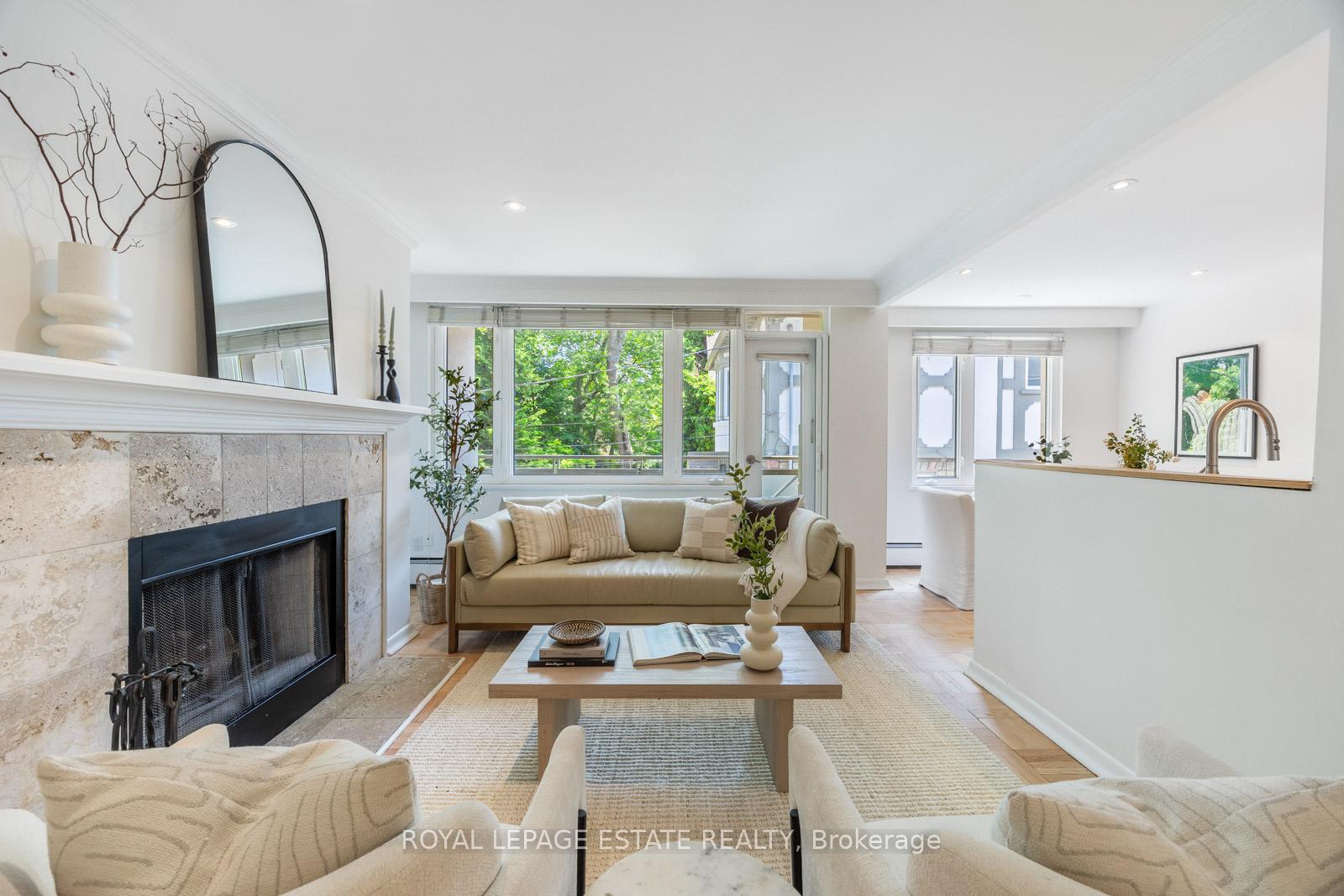 Photo 15 of Unit 4, 21 Benlamond Avenue, Toronto, East End-Danforth — HOMEH