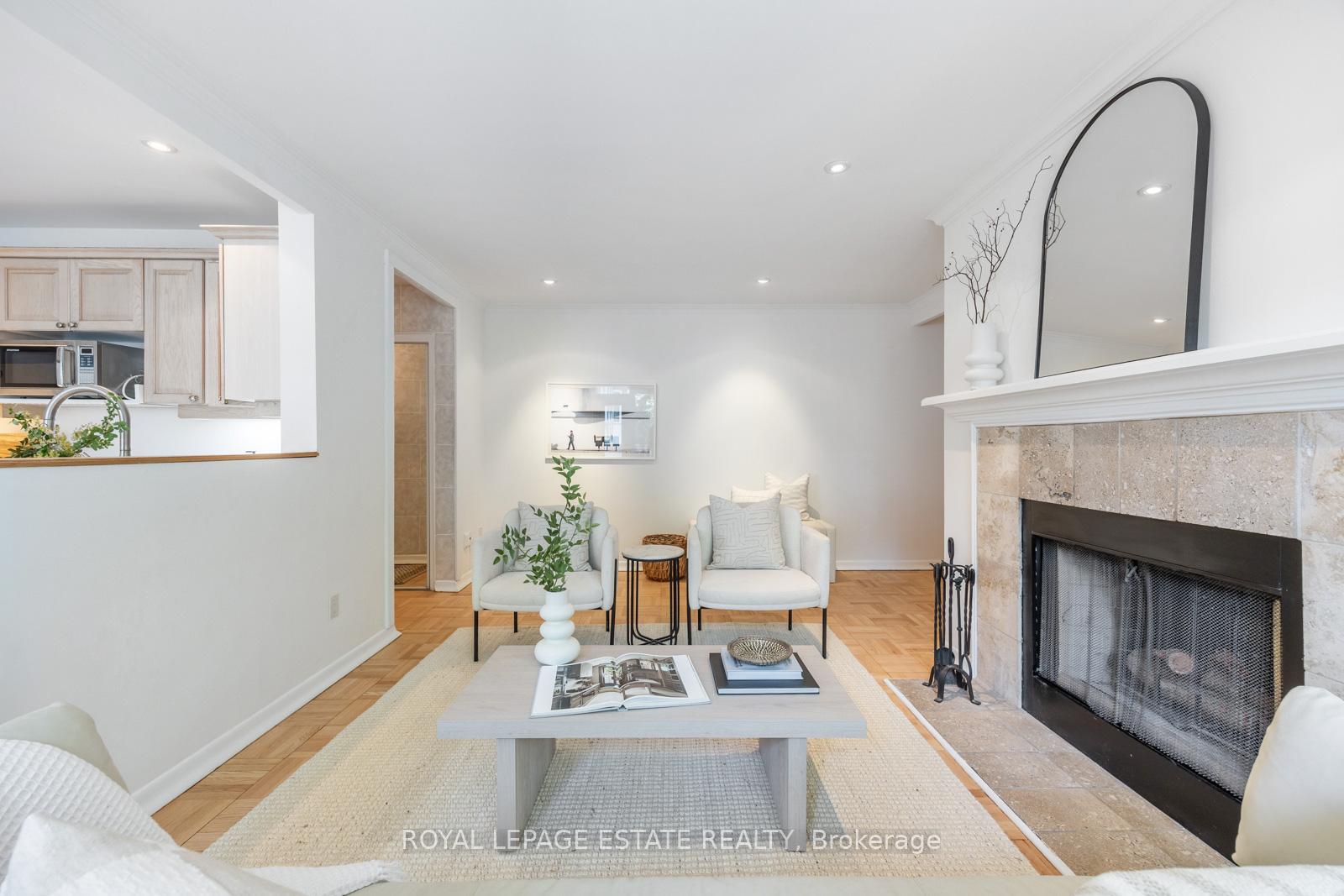 Photo 19 of Unit 4, 21 Benlamond Avenue, Toronto, East End-Danforth — HOMEH