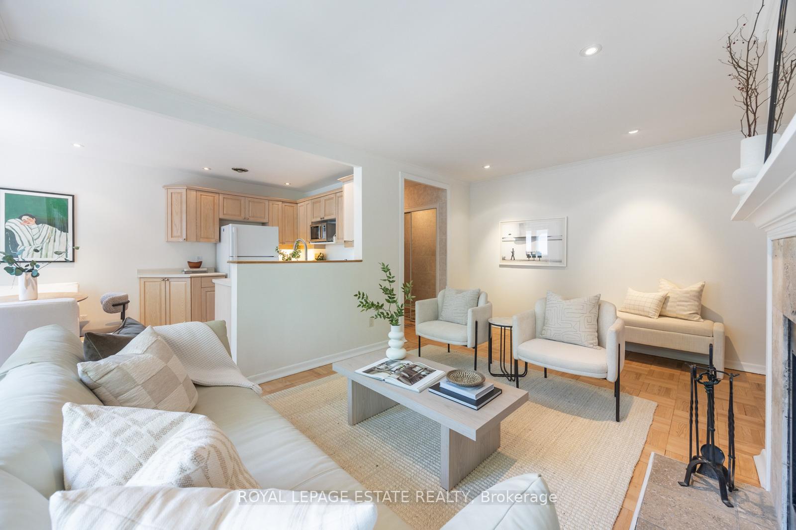 Photo 22 of Unit 4, 21 Benlamond Avenue, Toronto, East End-Danforth — HOMEH