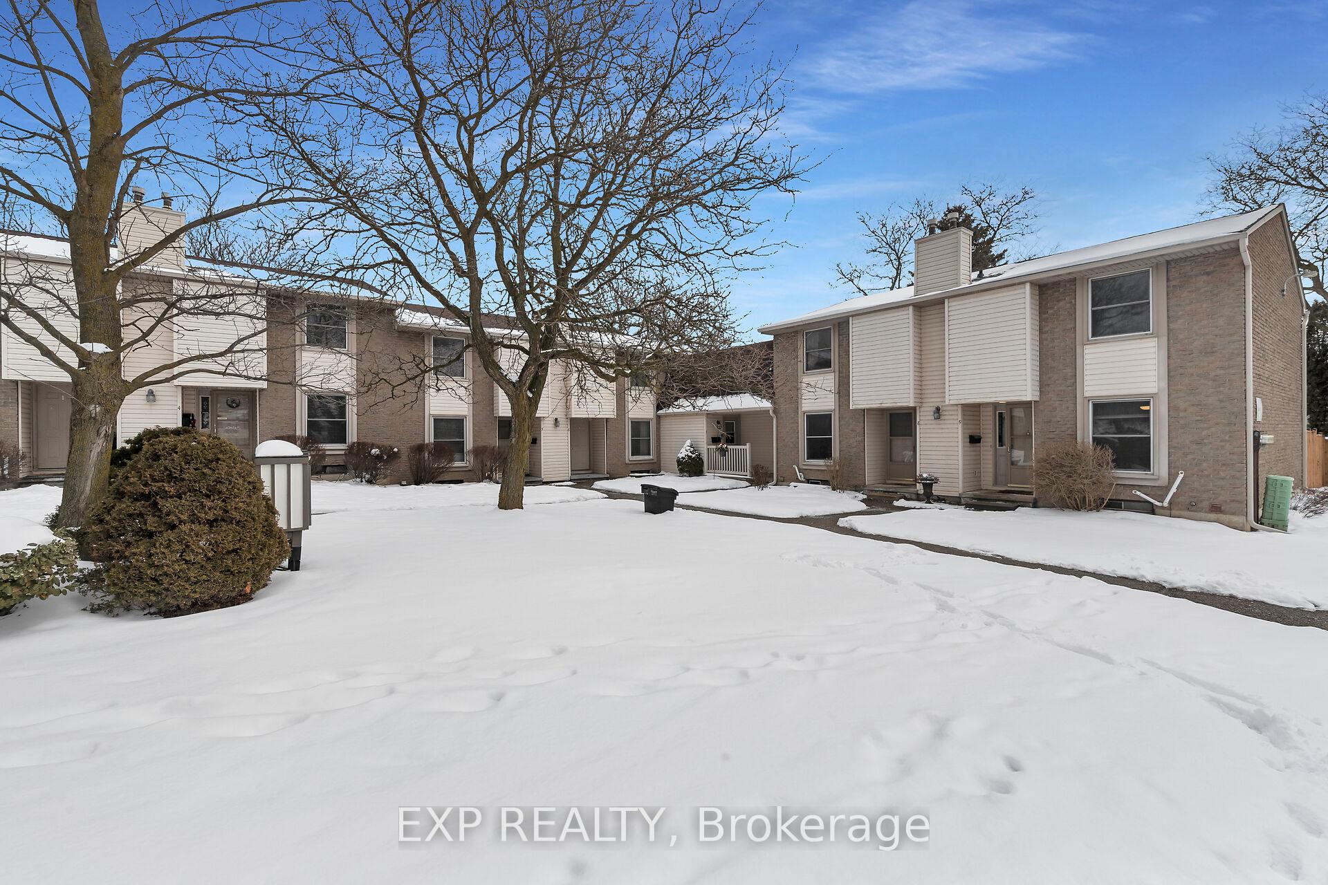 Photo 2 of Unit 9, 11 Grand River Boulevard, Kitchener — HOMEH