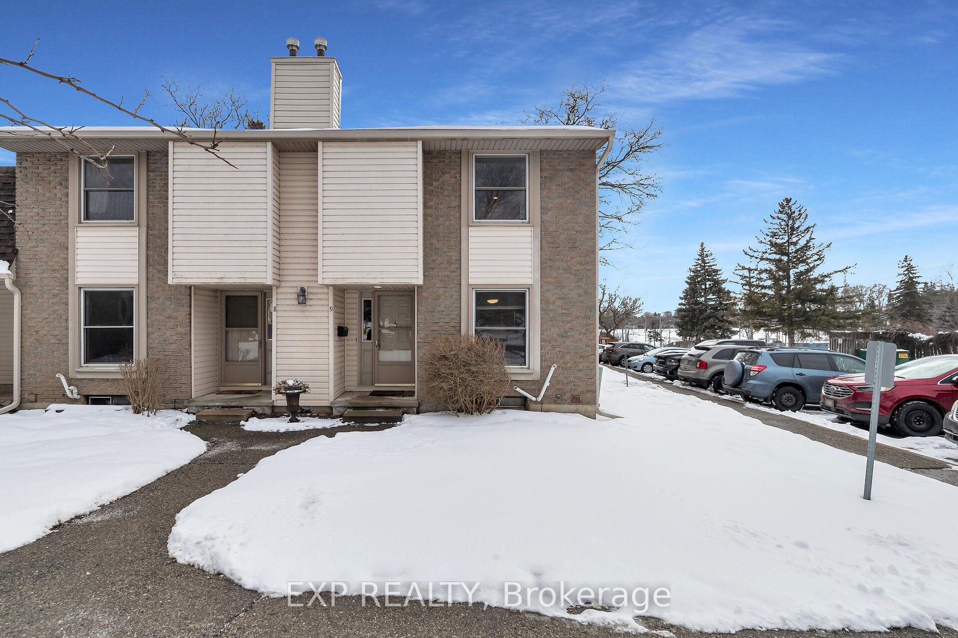 Photo 3 of Unit 9, 11 Grand River Boulevard, Kitchener — HOMEH
