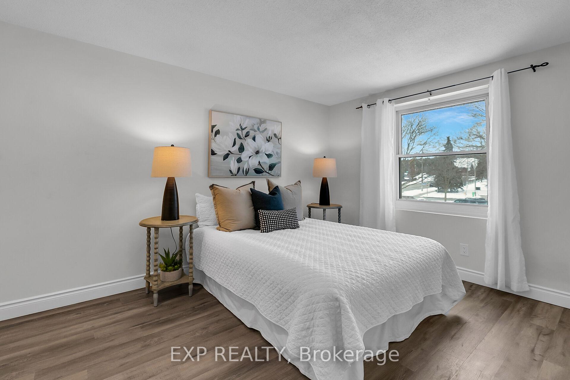 Photo 22 of Unit 9, 11 Grand River Boulevard, Kitchener — HOMEH
