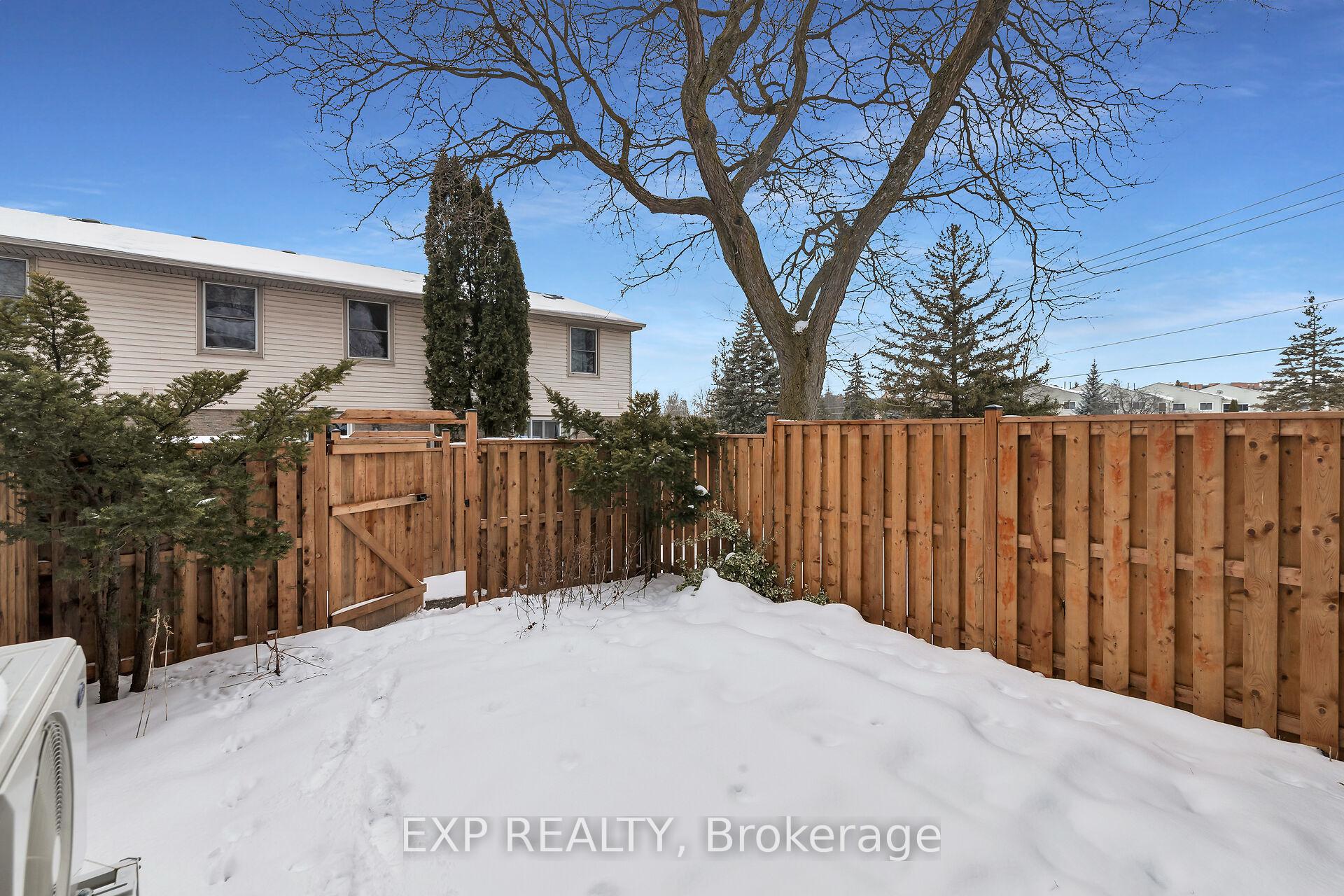 Photo 29 of Unit 9, 11 Grand River Boulevard, Kitchener — HOMEH