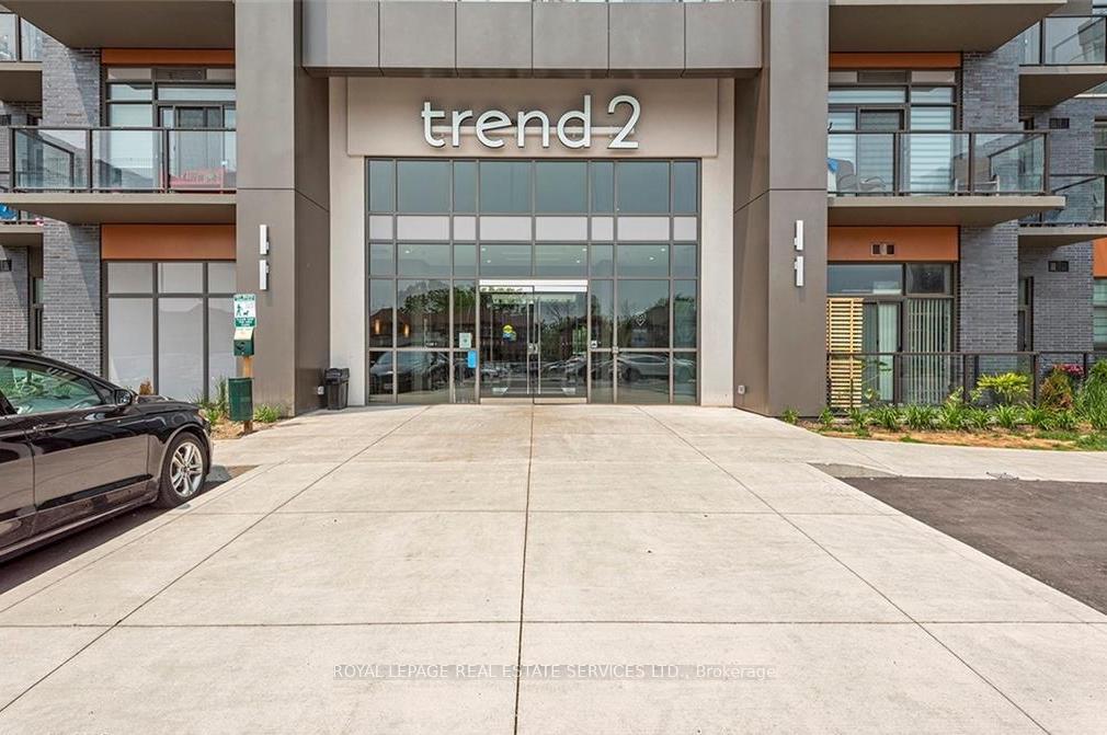 Photo 2 of Unit 423, 460 Dundas Street E, Hamilton, Waterdown — HOMEH