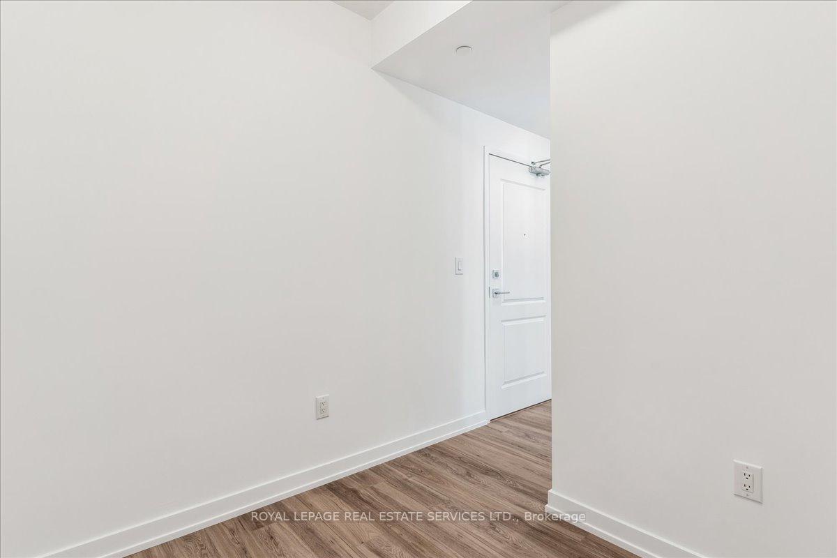 Photo 8 of Unit 423, 460 Dundas Street E, Hamilton, Waterdown — HOMEH