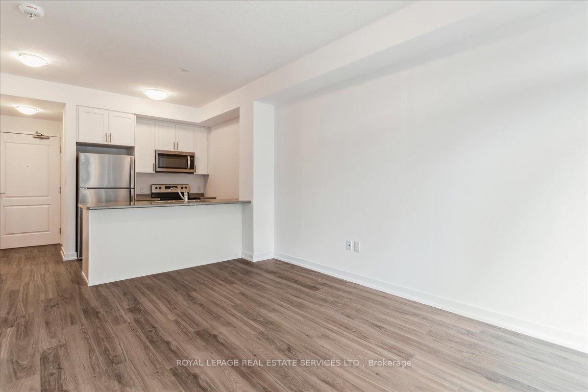 Photo 14 of Unit 423, 460 Dundas Street E, Hamilton, Waterdown — HOMEH