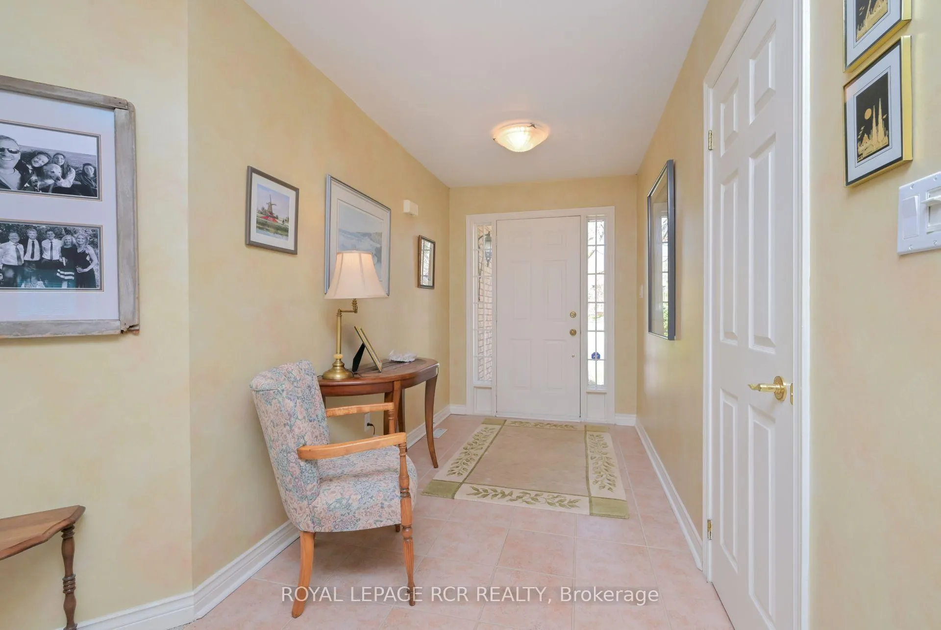 Photo 2 of 26 Forest Link, New Tecumseth, Alliston — HOMEH