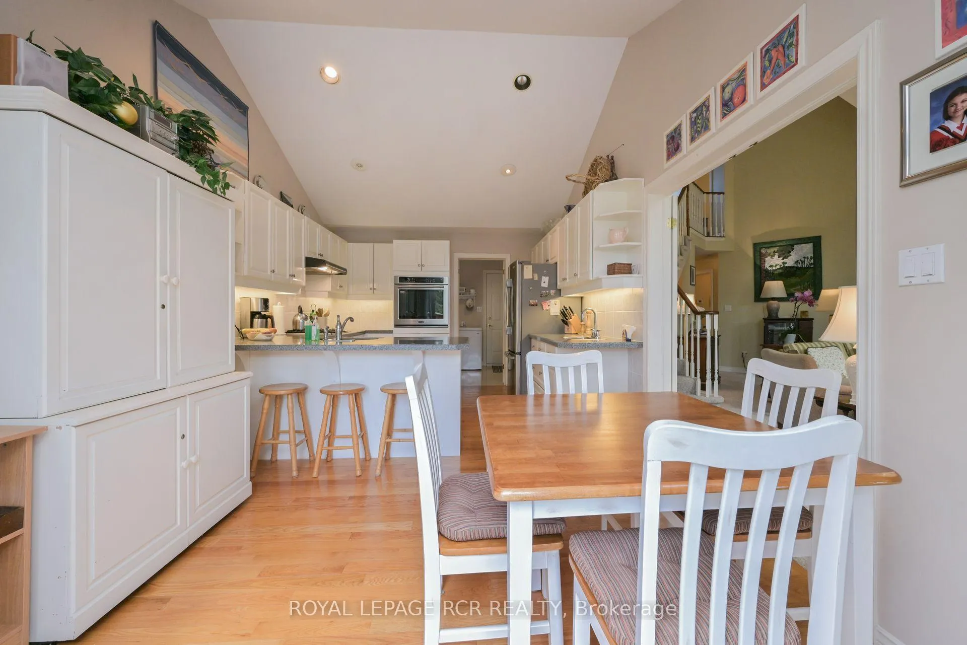 Photo 10 of 26 Forest Link, New Tecumseth, Alliston — HOMEH