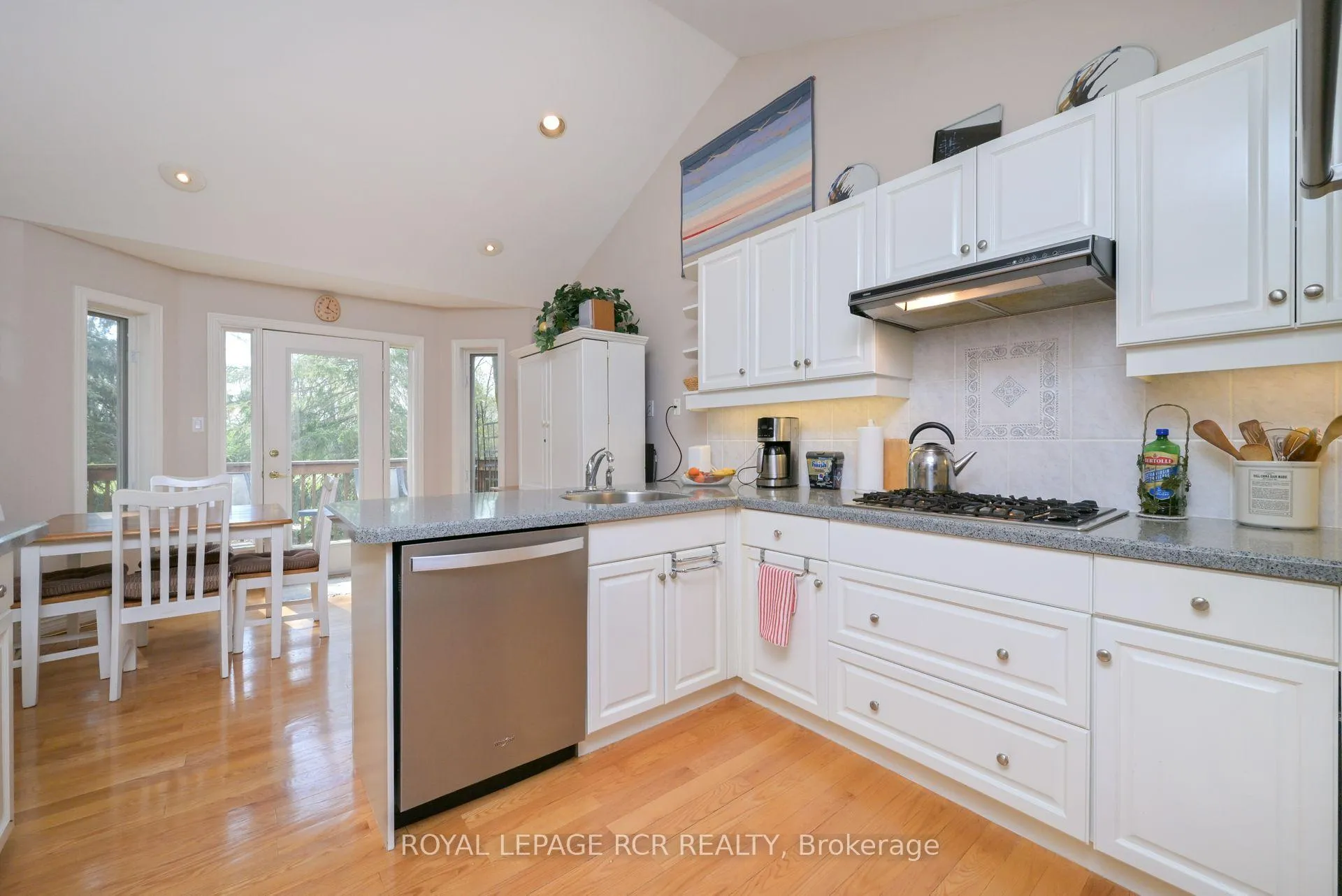 Photo 12 of 26 Forest Link, New Tecumseth, Alliston — HOMEH