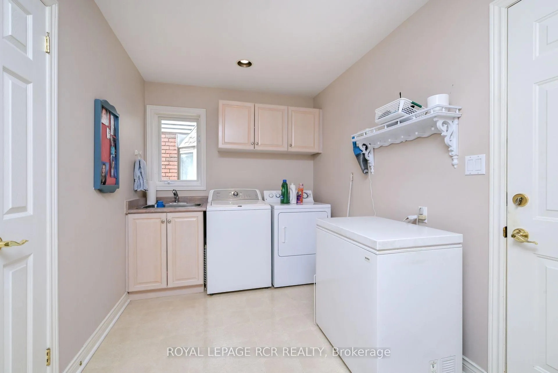 Photo 19 of 26 Forest Link, New Tecumseth, Alliston — HOMEH