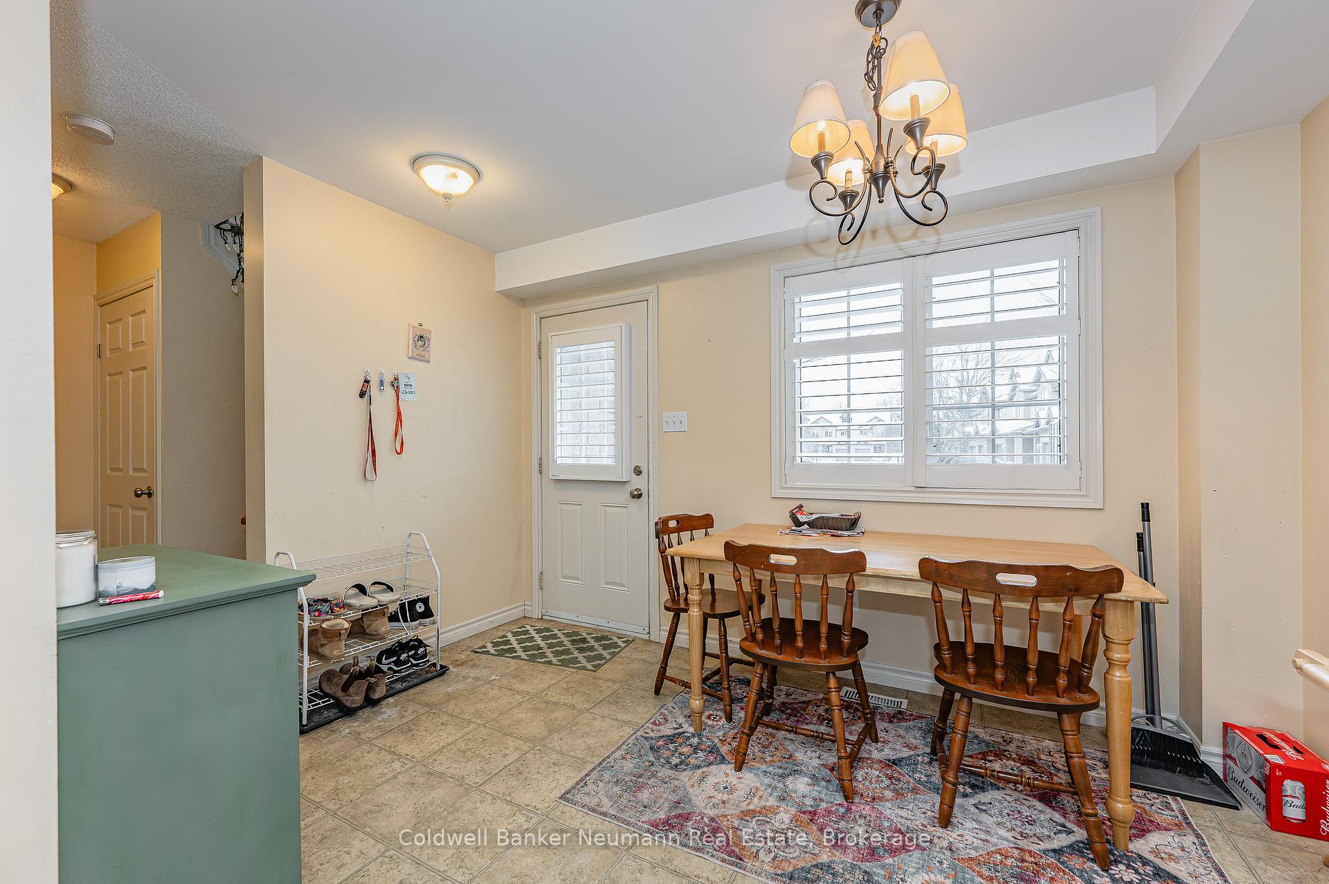 Photo 16 of 1415 Gordon Street, Guelph, Clairfields/Hanlon Business Park — HOMEH