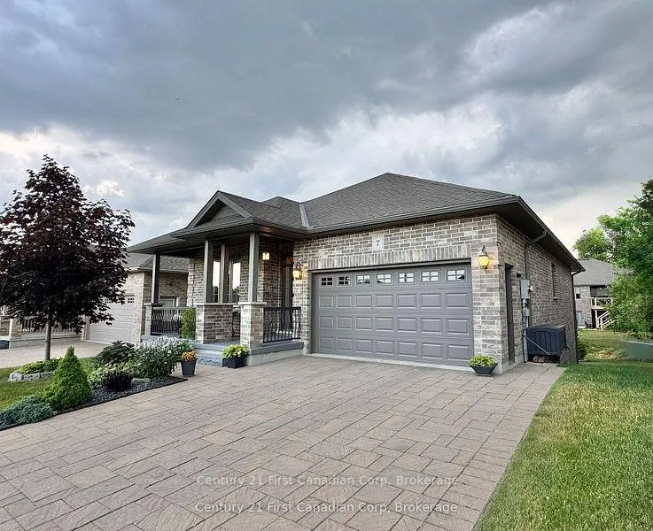 Photo 1 of Unit 7, 132 Robin Ridge Drive, Central Elgin, Belmont — HOMEH