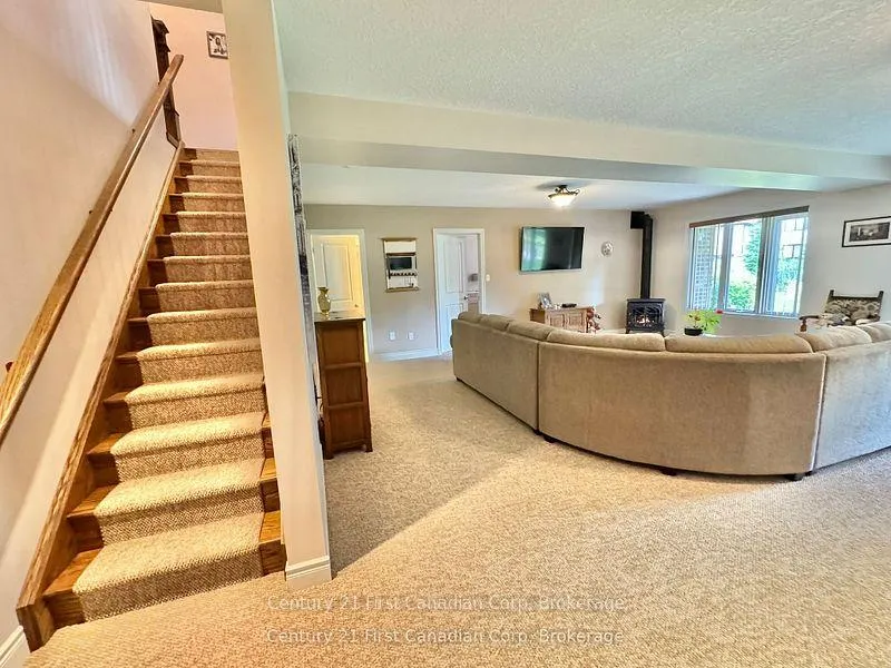 Photo 28 of Unit 7, 132 Robin Ridge Drive, Central Elgin, Belmont — HOMEH